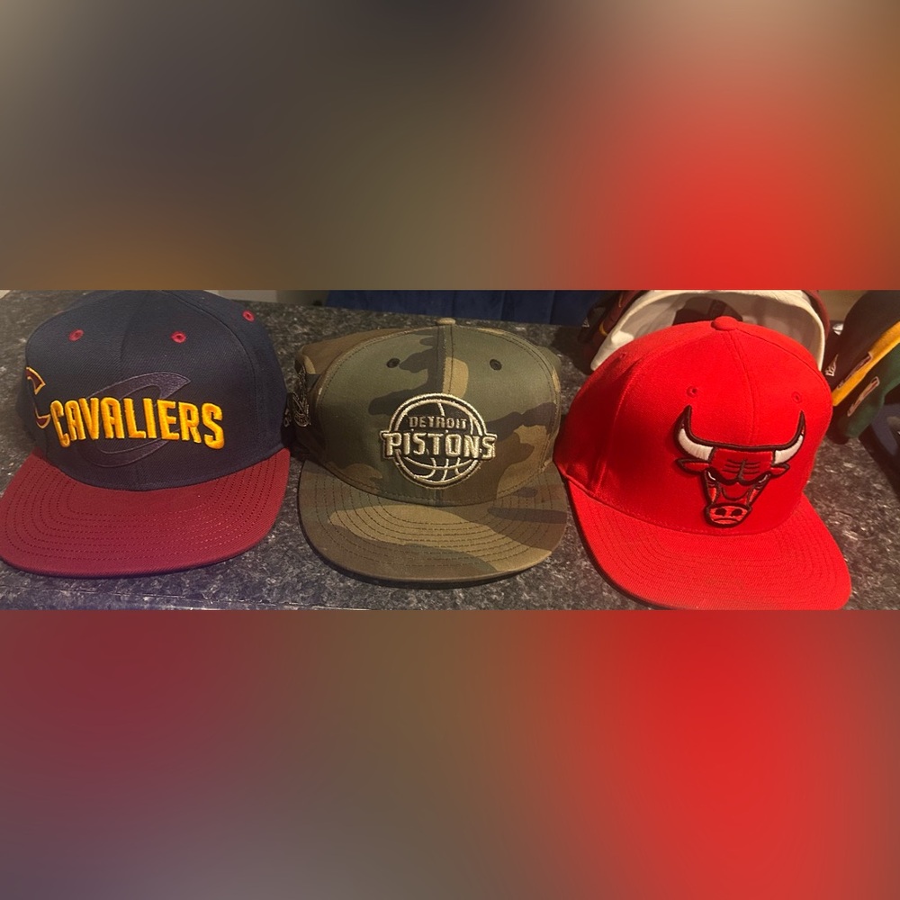 NBA Team Snapback Hats - Cavaliers, Pistons, Bulls